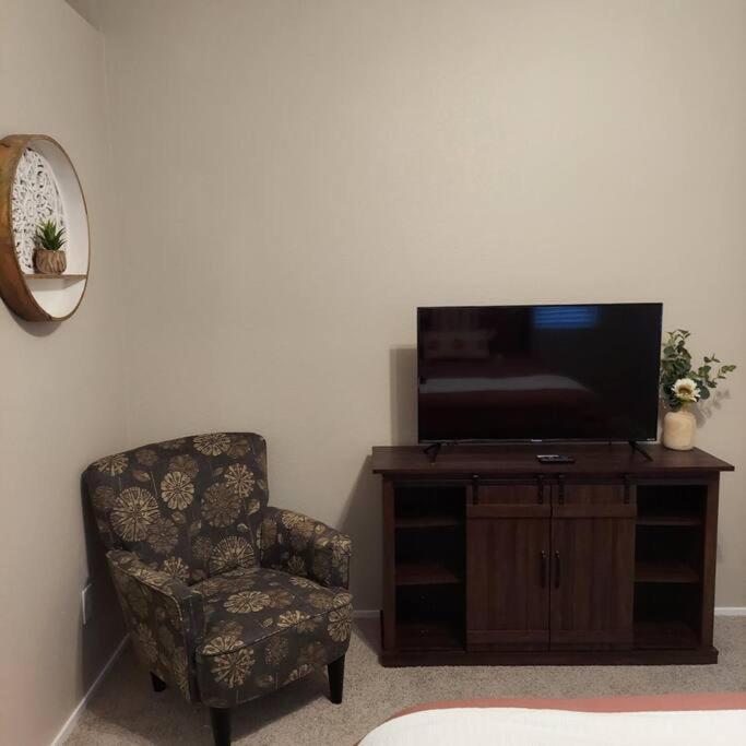 New Beautifully Remodeled Home In Λας Βέγκας Εξωτερικό φωτογραφία